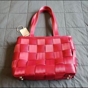 Harvey’s Seatbelt Bag Large Satchel - Razzelberry